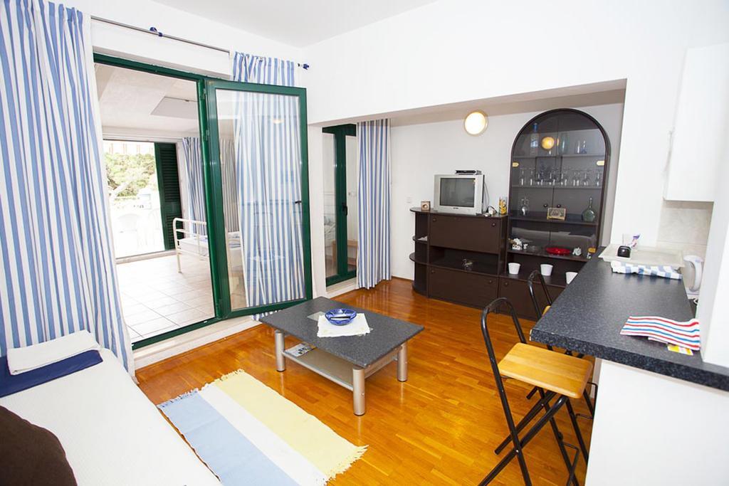 Apartment Jarak Center