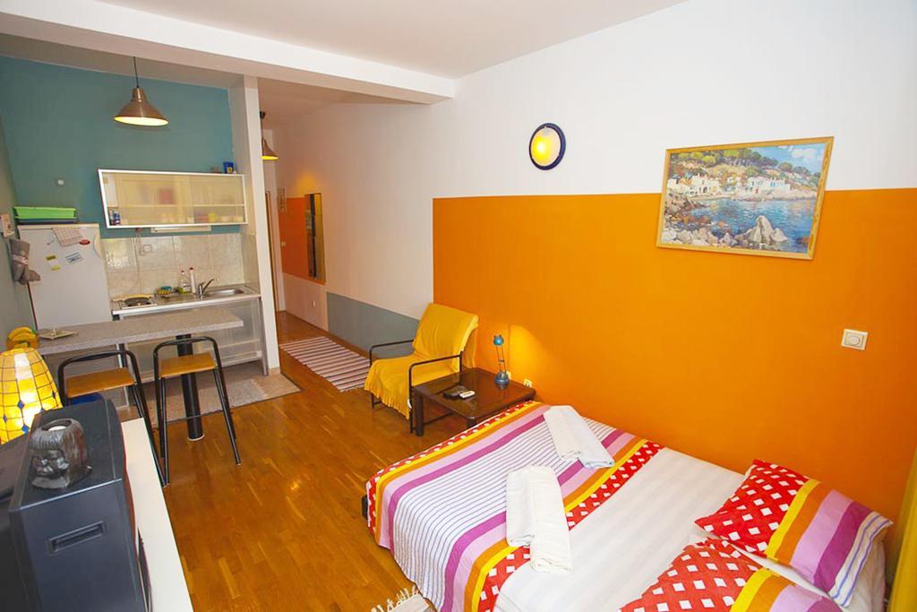 Apartment Jarak Center *
